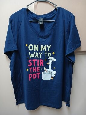 Nautica Women’s Navy Graphic V-Neck Tee - On My Way to Stir the Pot